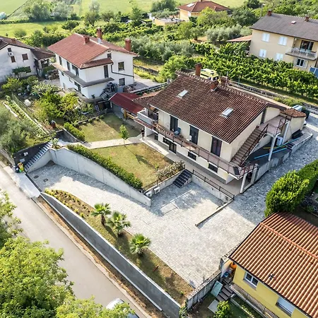 Sanbaldo 1br Terrace - Happy * 科佩尔